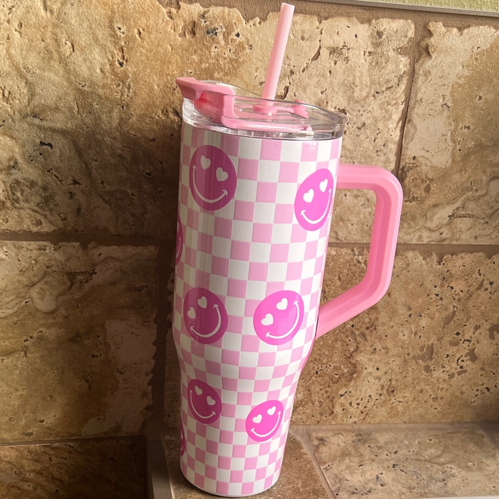 Pink Checkered Smiley Face Tumbler
